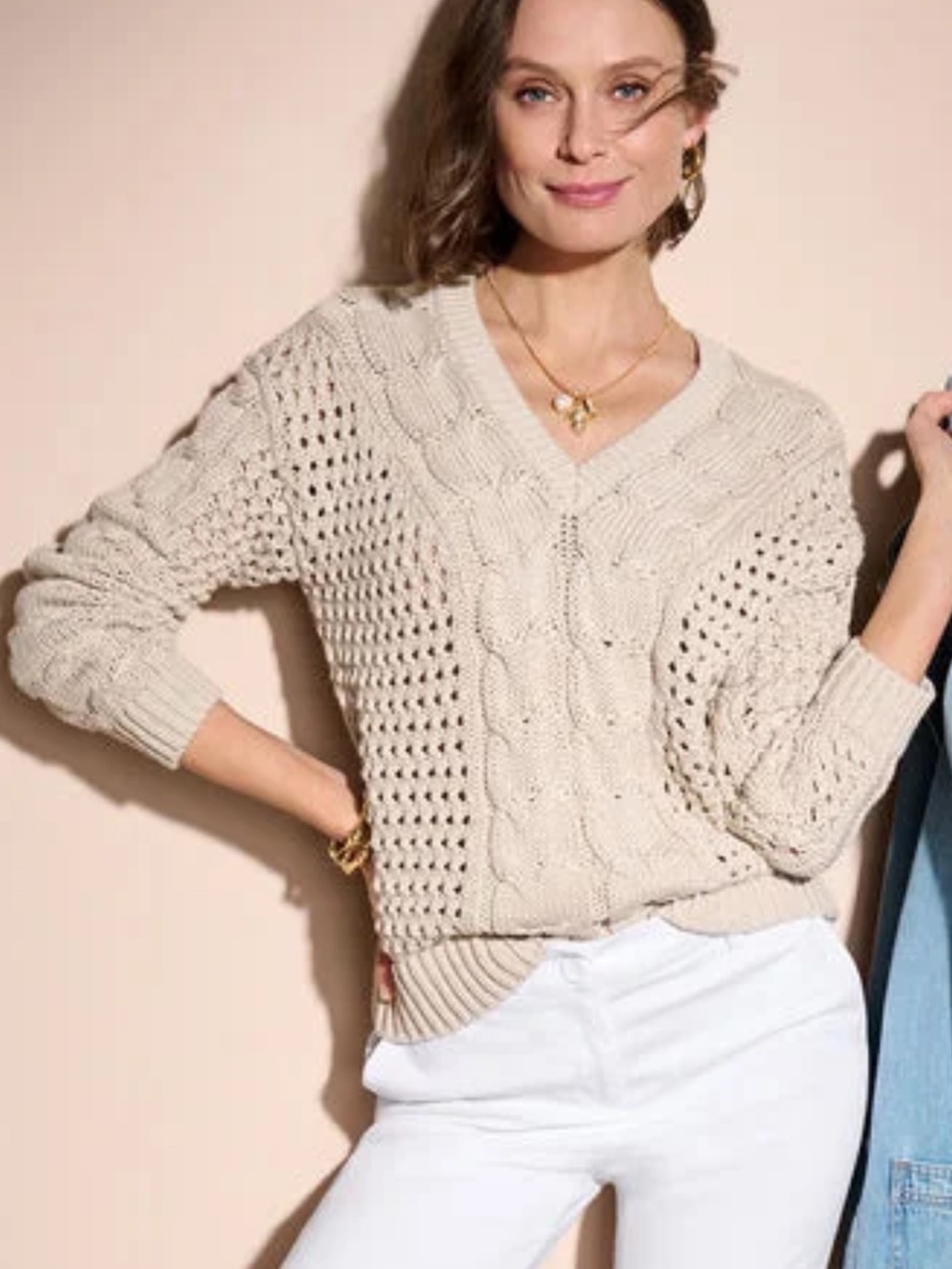 TALBOTS sS Lt beige Cable Knit VNeck Sweater-super soft-LOOKS NEW-MSRP $110